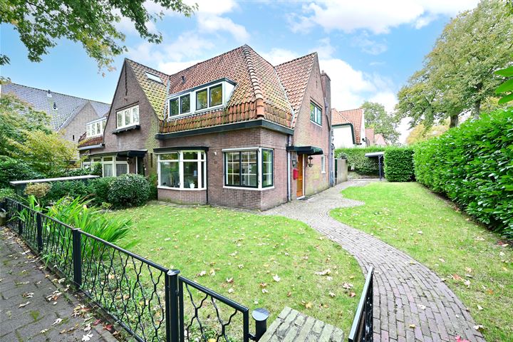 Pieter de Hooghlaan 20 in Hilversum foto