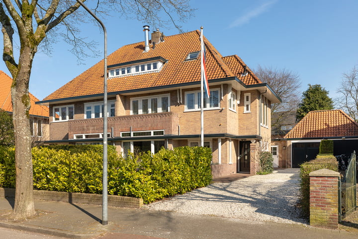 Pieter de Hooghlaan 75 in Hilversum foto