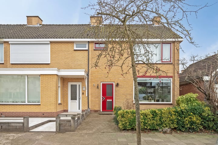 Pieter de Hooghstraat 111 in Heerhugowaard foto