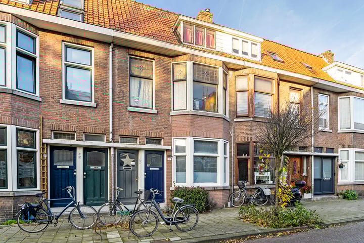 Pieter de Hooghstraat 5B in Schiedam foto