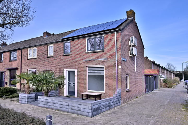 Pieter de Hooghstraat 6 in Deventer foto