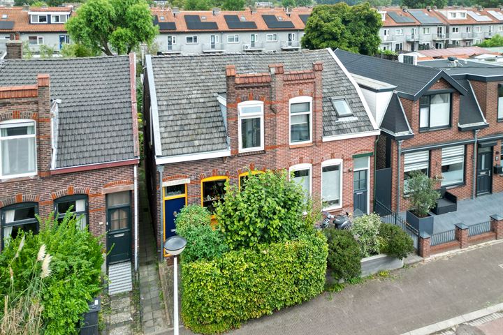 Pieter Jelles Troelstralaan 99 in Zaandam foto
