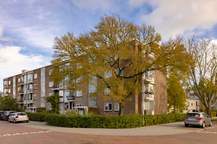 Pieter Keijlaan 8 in Bloemendaal foto