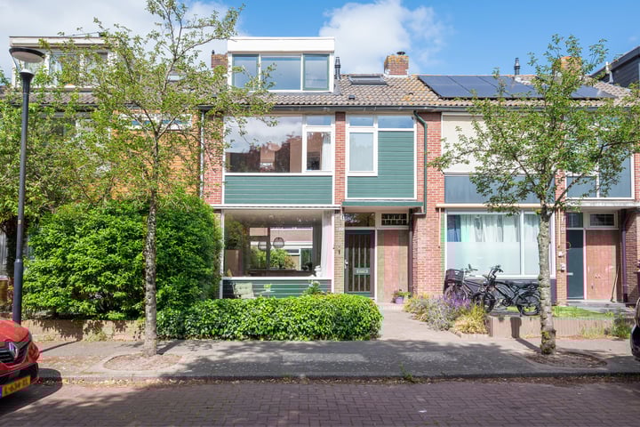 Pieter Langendijklaan 21 in Amstelveen foto