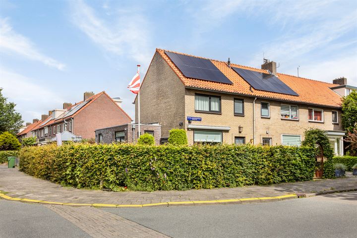 Pieter Langendijkstraat 62 in Alkmaar foto
