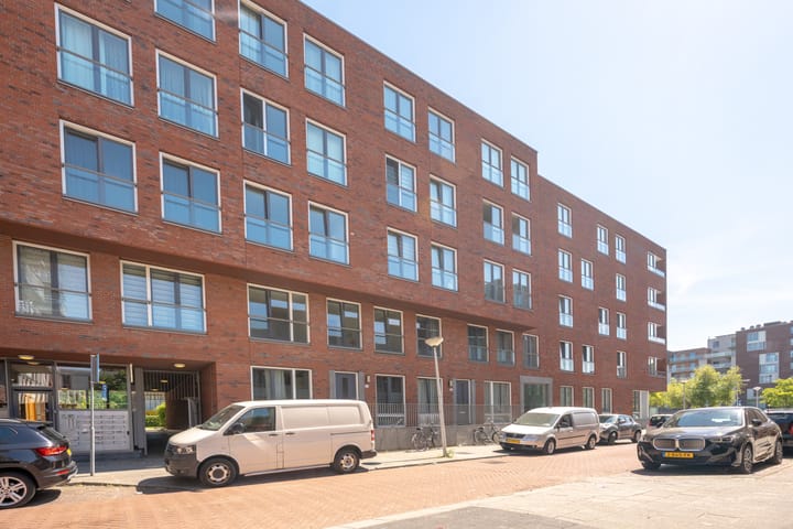 Pieter van der Werfstraat 111 in Amsterdam foto