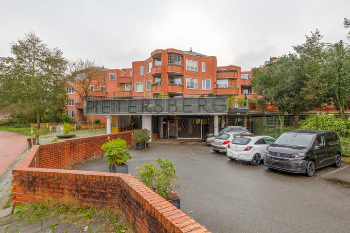 Pietersberg 102 in Capelle aan den IJssel