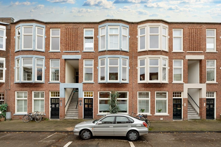 Pijnboomstraat 12 in 's-Gravenhage foto