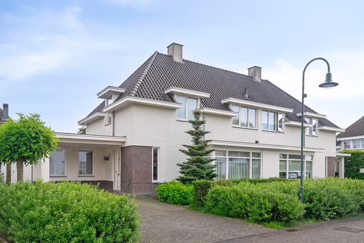 Pinksterbloembeek 7 in Helmond foto