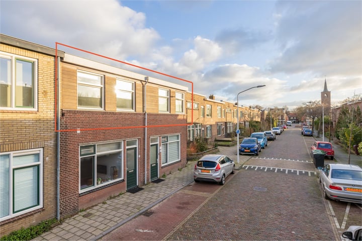 Pioenstraat 26B in Leiden foto