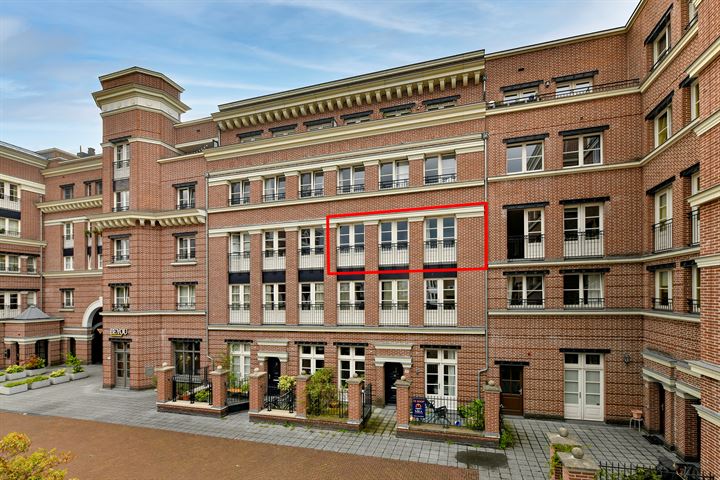 Piri Reisplein 44 in Amsterdam foto