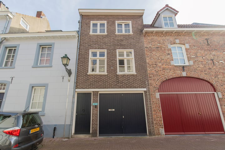 Plakstraat 2A in Sittard foto