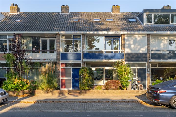 Planetenbaan 132 in Bilthoven foto