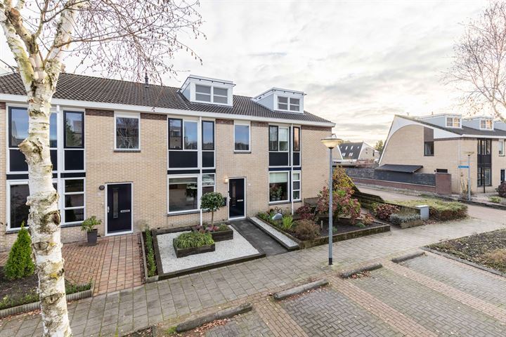 Planetenlaan 66 in Assen foto