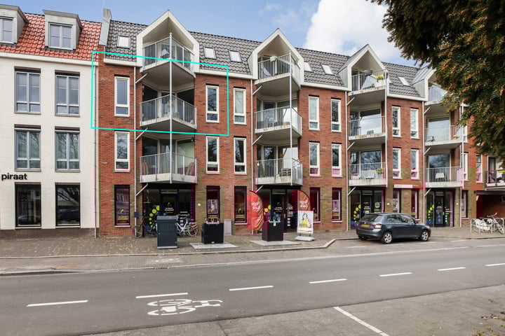 Plantsoen 7-20 in Woerden foto