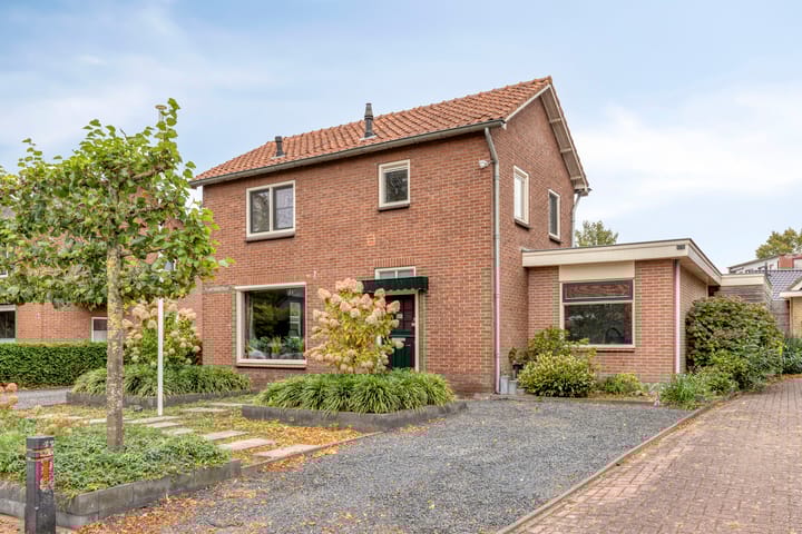 Plantsoenstraat 16 in Zelhem