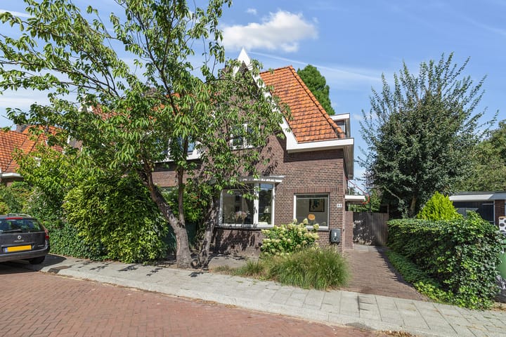 Plaswijcklaan 44 in Rotterdam foto