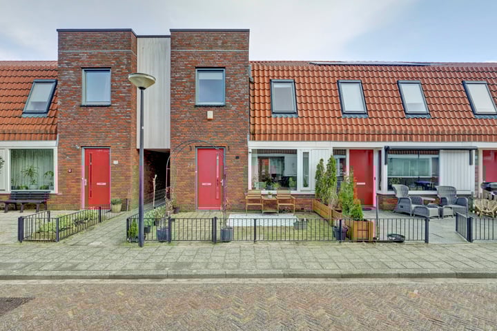 Plataanlaan 27 in Zaandam foto