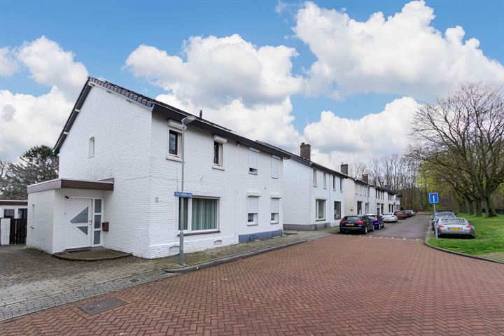 Platanenlaan 13 in Eijsden foto