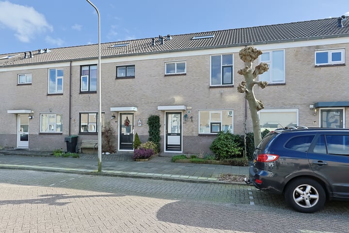 Platanenlaan 16 in Zoeterwoude foto