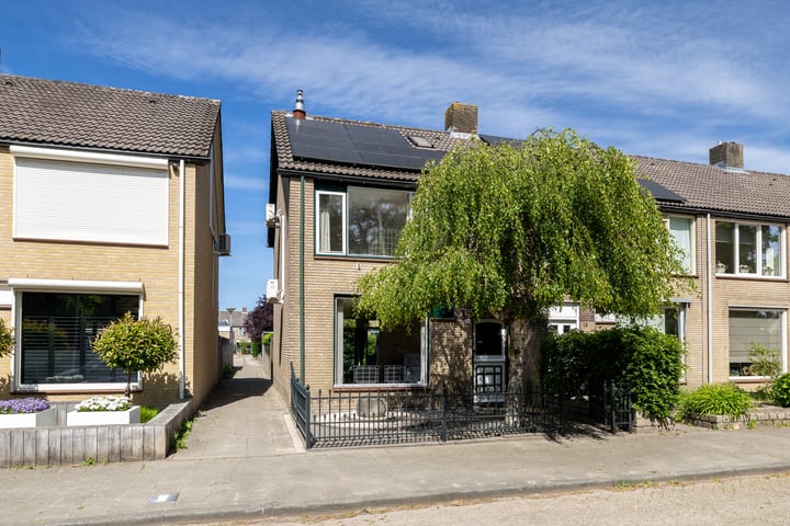 Plateelbakkerstraat 18 in Breda foto