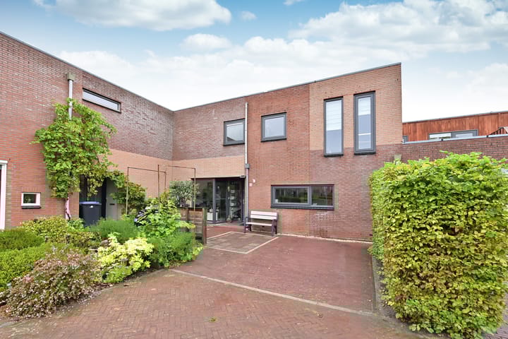 Platohof 16 in Huizen foto