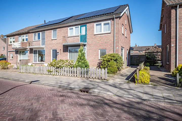 Pleijendal 12 in Dalfsen foto