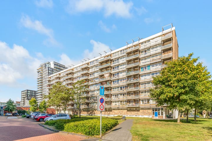 Plesmanweg 407 in Beverwijk foto