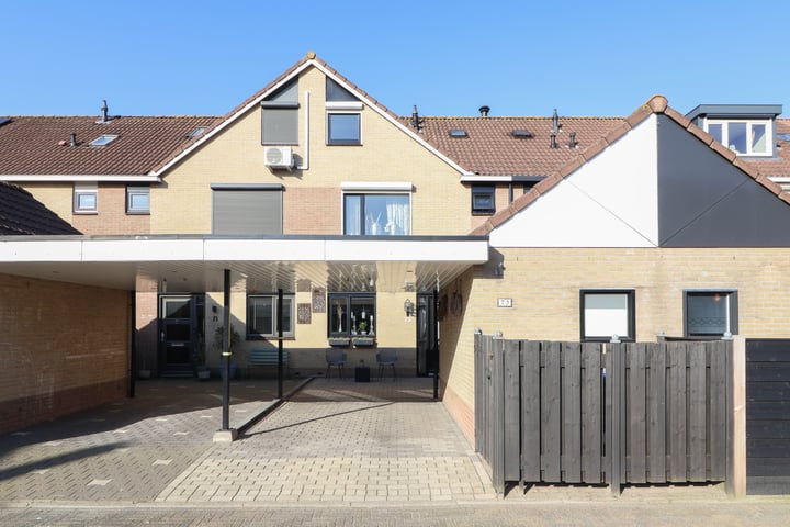 Plevier 73 in Bunschoten-Spakenburg foto