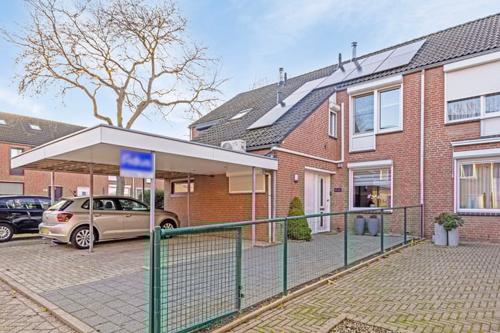 Pliniushof 22 in Maastricht foto