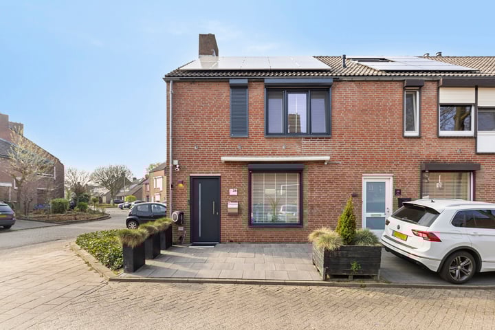 Pliniushof 36 in Maastricht foto