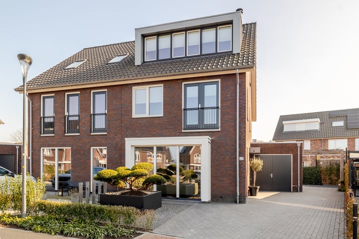 Ploegschaar 27 in Oosterhout foto