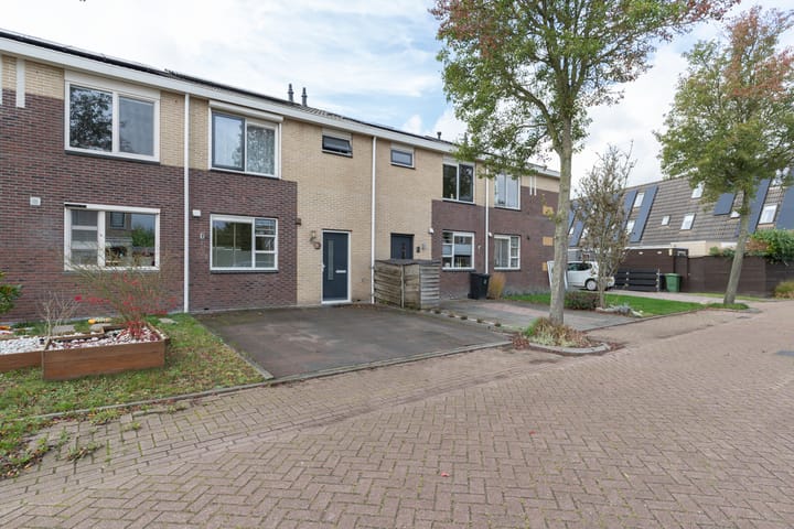 Plutostraat 31 in Assen foto