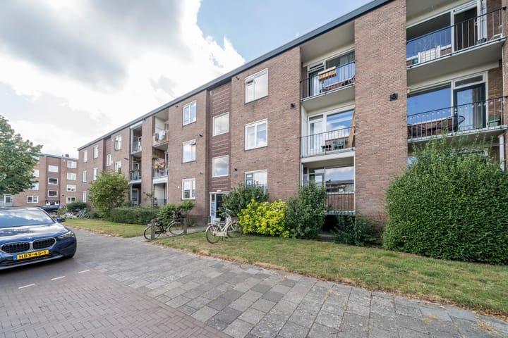 Plutostraat 56 in Nijmegen foto