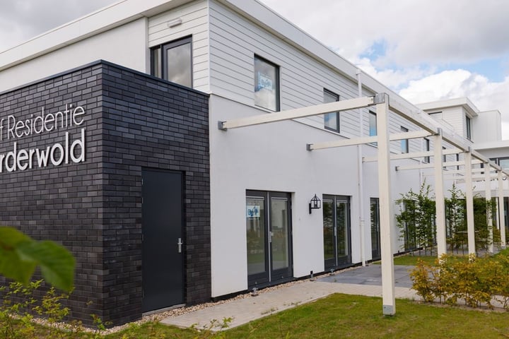 Foto van woning Pluvierenweg 7-25, Zeewolde