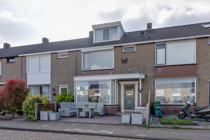 Pluvierplantsoen 3 in Volendam