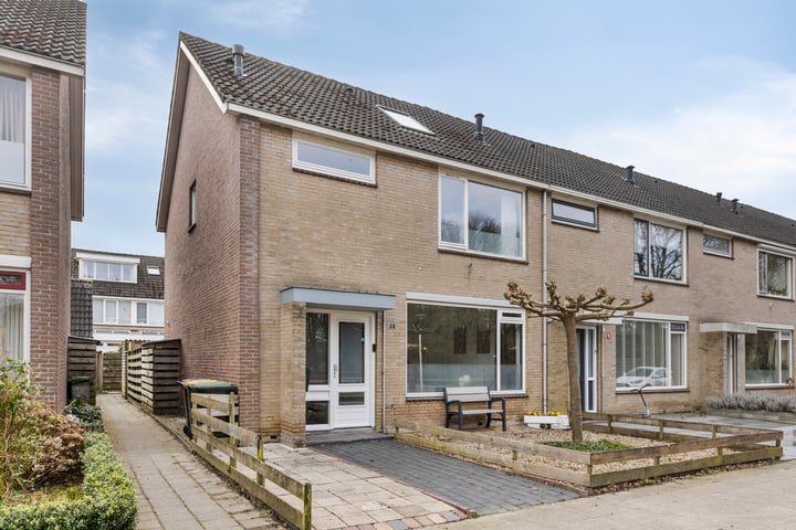 Pluvierstraat 18 in Goor foto