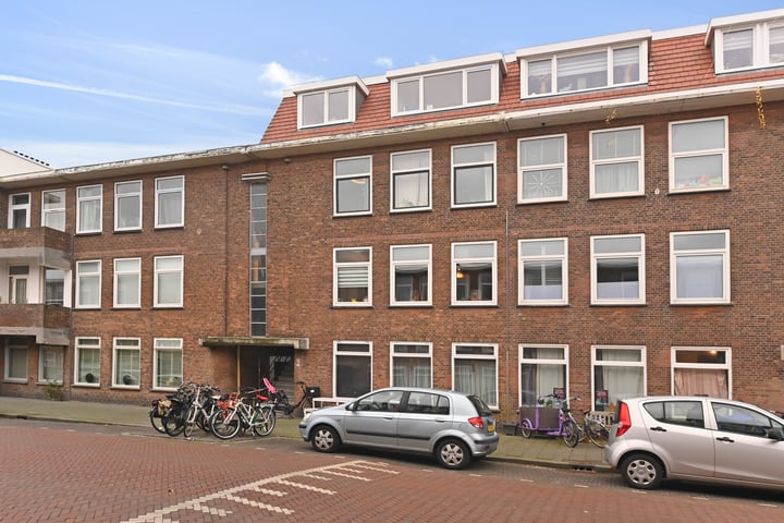 Pluvierstraat 322 in 's-Gravenhage foto