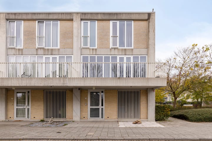 Poelenburg 35 in Rotterdam foto