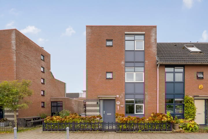 Polderburg 49 in Hoofddorp