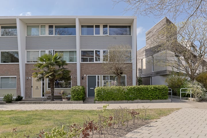 Polderpeil 87 in Alphen aan den Rijn