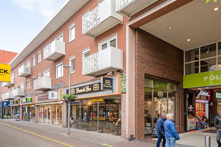 Polderplein 123 in Hoofddorp foto