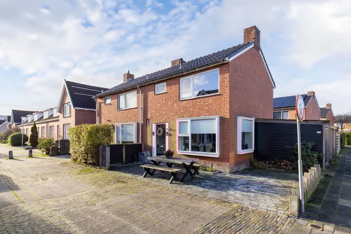 Polderstraat 37 in Leeuwarden foto