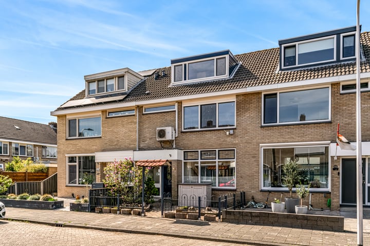 Foto van woning Polluxstraat 42, Spijkenisse
