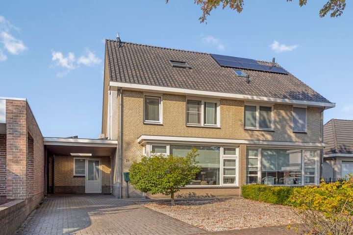 Pompenmaker 21 in Oost West en Middelbeers