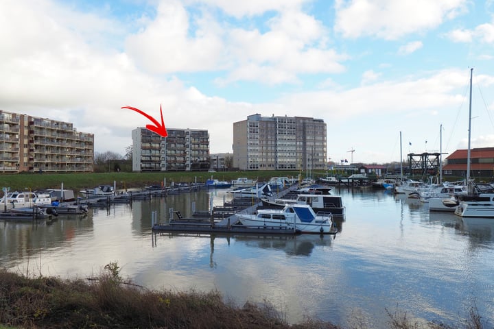 Pontonniersweg 73 in Papendrecht foto