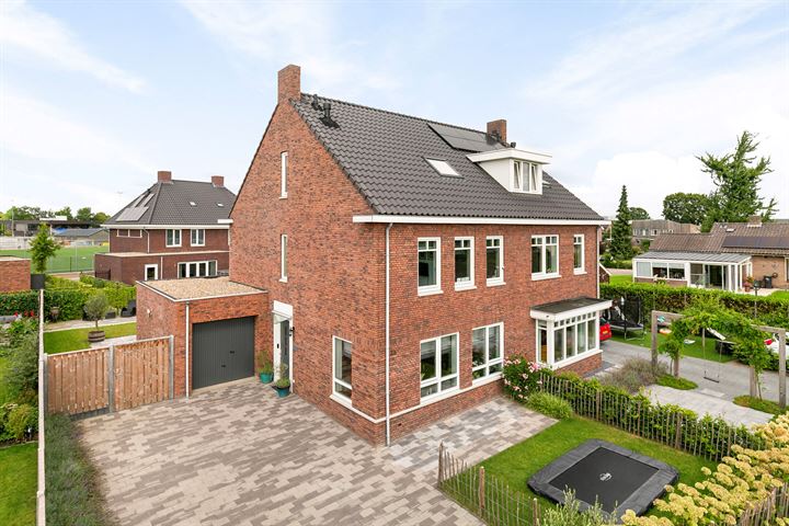 Populierenstraat 2b in Millingen aan de Rijn foto