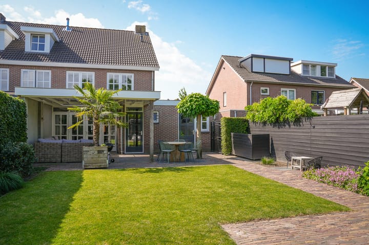 Populierenstraat 67 in Boven-Leeuwen foto