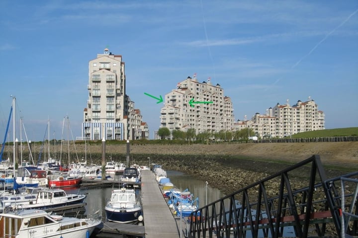 Port Scaldis 9-082 in Breskens foto