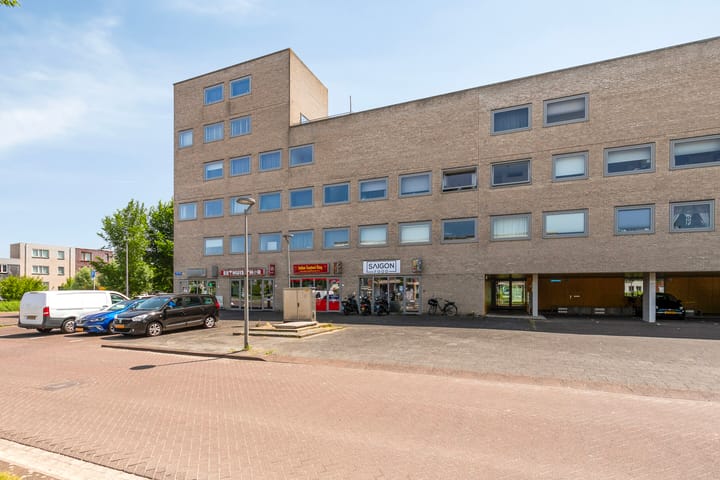 Poseidonsingel 24 in Almere foto